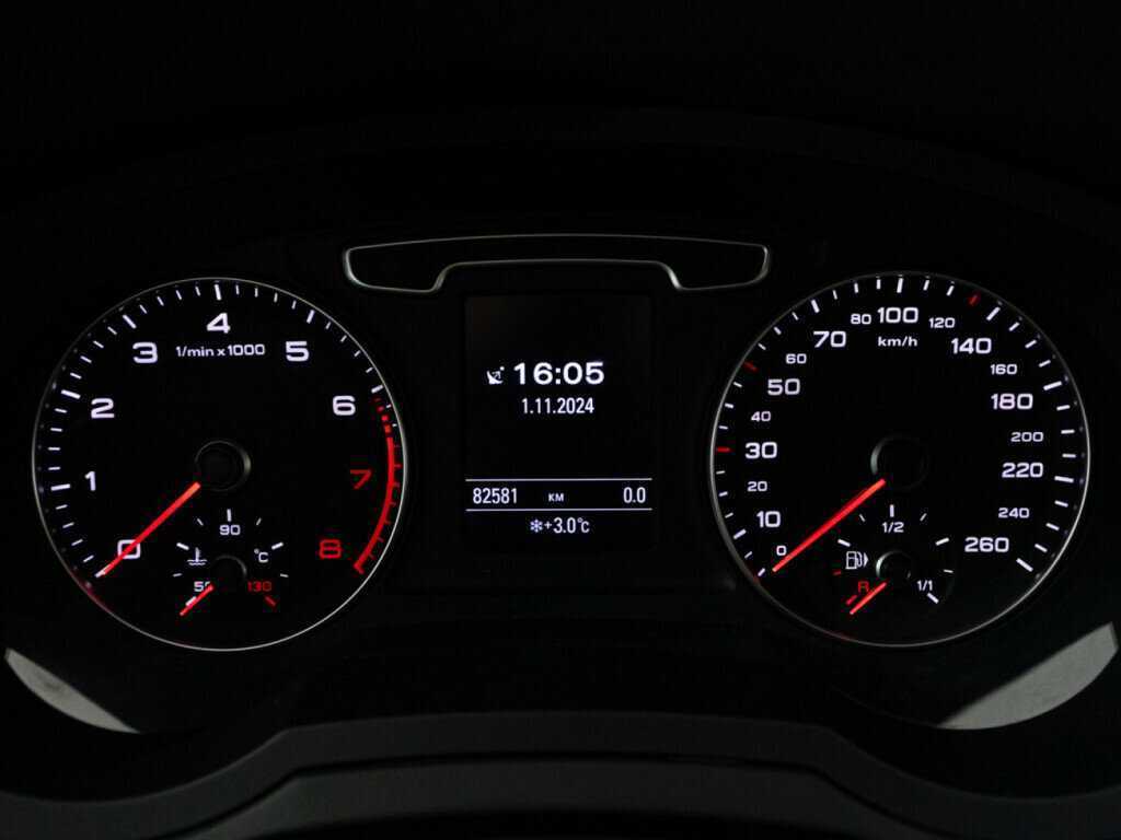 Audi Q3 б/у, 2012, Роботизированная. Фото: #11