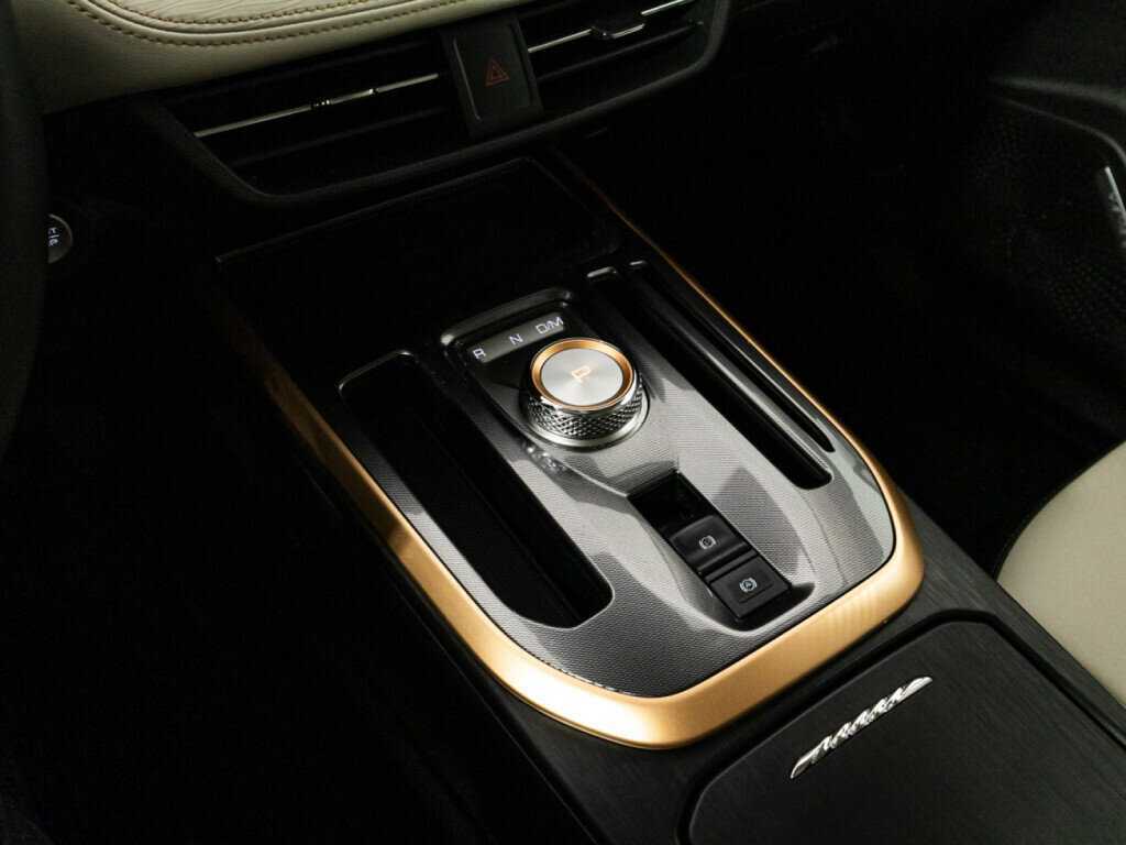 Хавал Джолион б/у, 2023, Роботизированная. Фото: #18