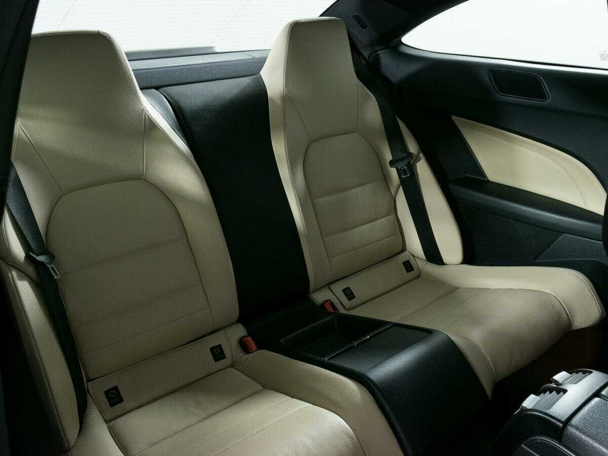 Mercedes-Benz C-Класс б/у, 2012, Автоматическая. Фото: #10