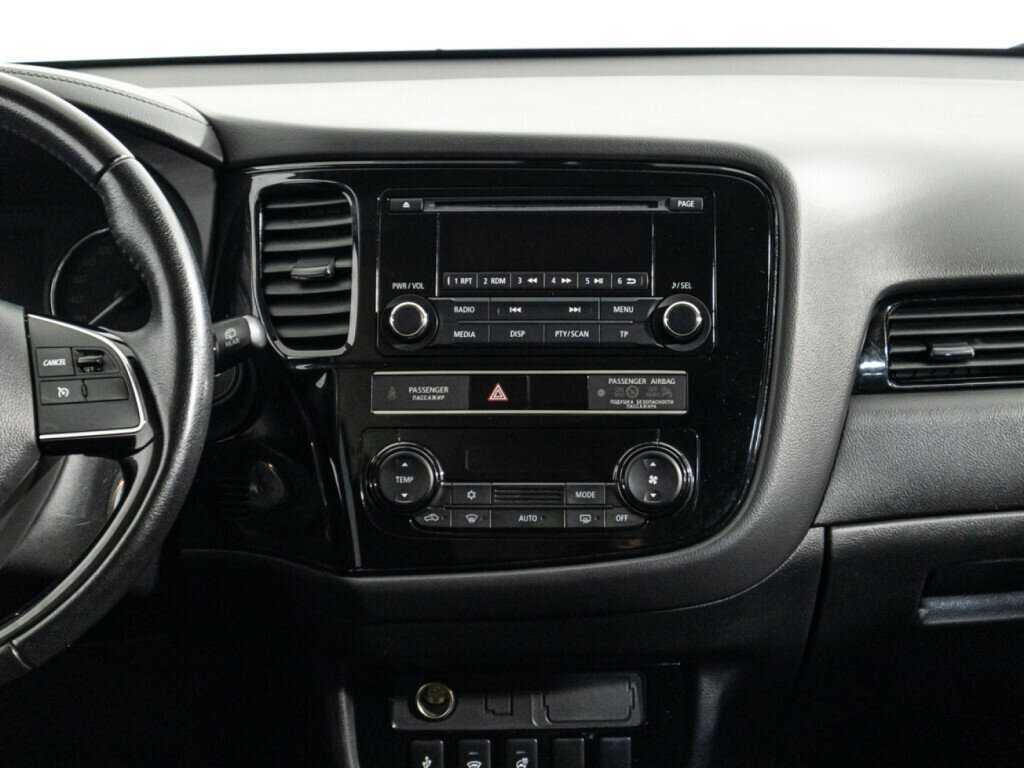 Mitsubishi Outlander б/у, 2019, Вариатор. Фото: #13