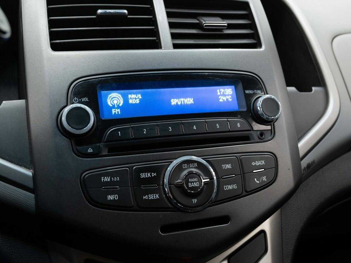 Шевроле Авео б/у, 2014, Автоматическая. Фото: #18