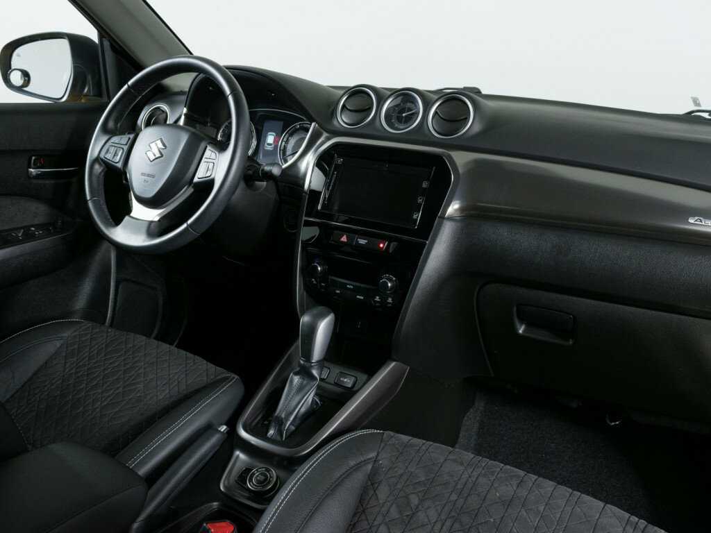 Suzuki Vitara б/у, 2019, Автоматическая. Фото: #7