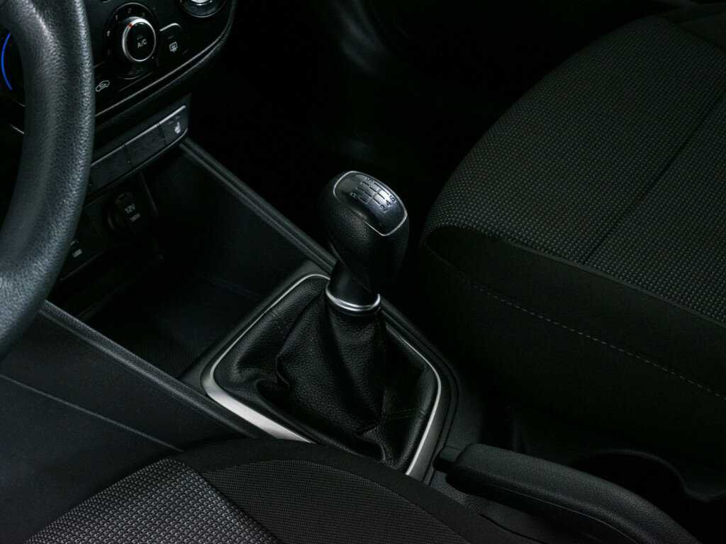 Hyundai Solaris б/у, 2020, Механическая. Фото: #11