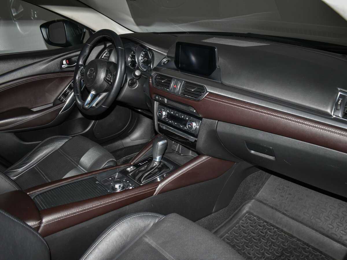 Мазда 6 б/у, 2017, Автоматическая. Фото: #9