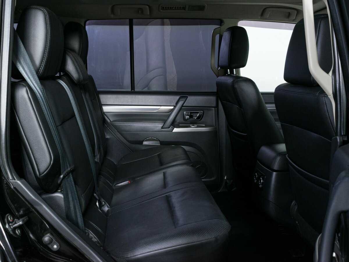 Митсубиши Паджеро б/у, 2013, Автоматическая. Фото: #8