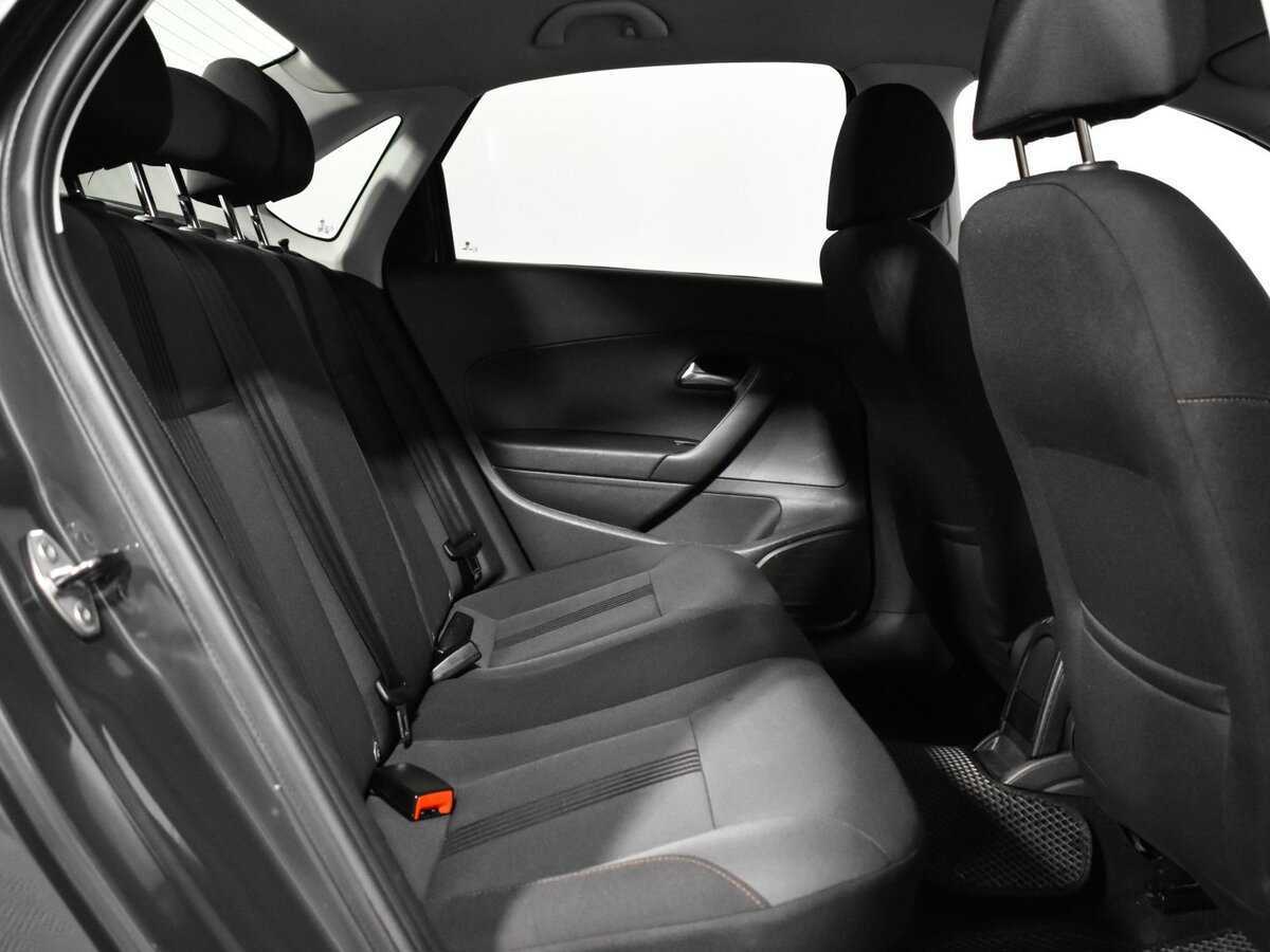 Фольксваген Поло б/у, 2017, Механическая. Фото: #9