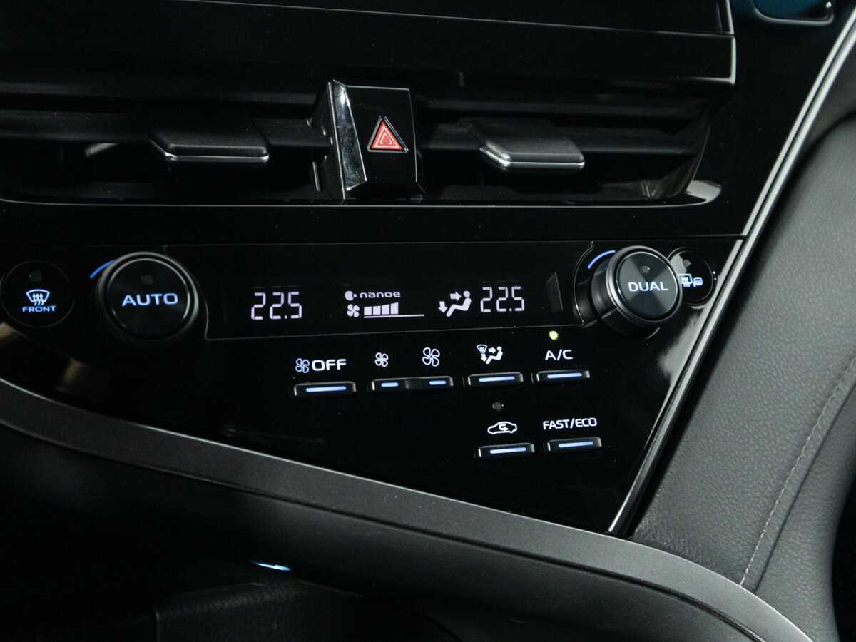 Toyota Camry б/у, 2021, Автоматическая. Фото: #16