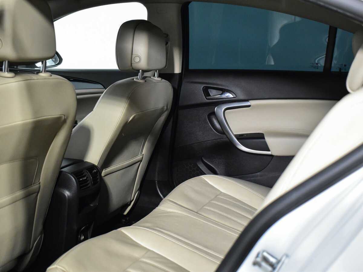 Opel Insignia б/у, 2014, Автоматическая. Фото: #10