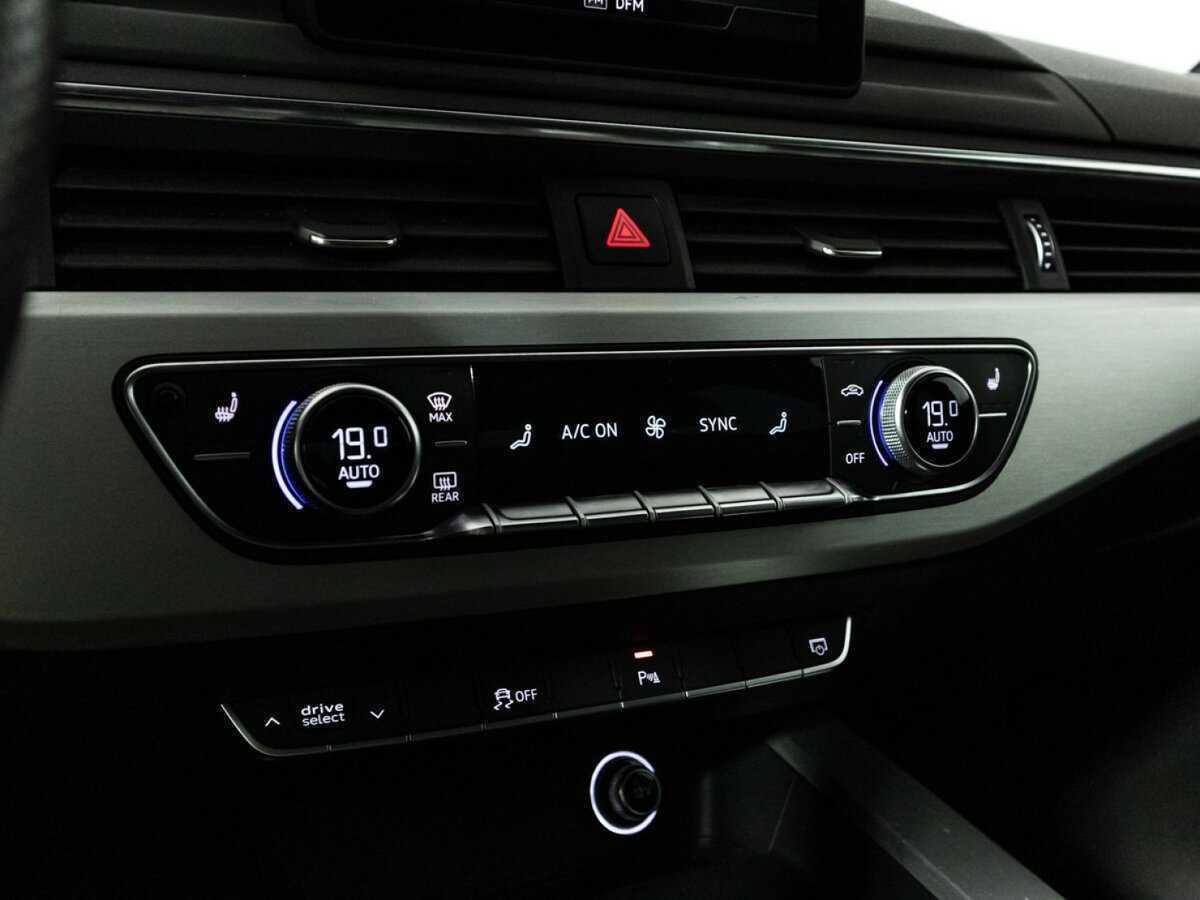 Audi A4 б/у, 2017, Роботизированная. Фото: #18