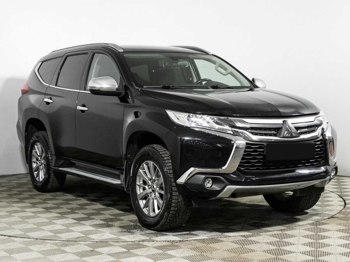 Mitsubishi Pajero Sport б/у, 2018, Автоматическая. Фото: #2