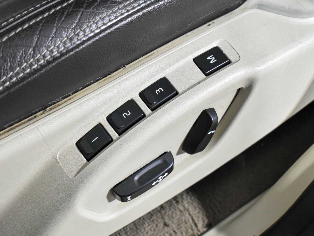 Volvo XC60 б/у, 2012, Автоматическая. Фото: #8