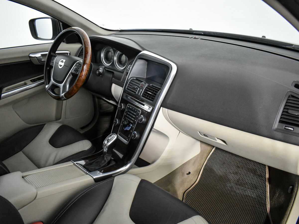 Volvo XC60 б/у, 2012, Автоматическая. Фото: #14