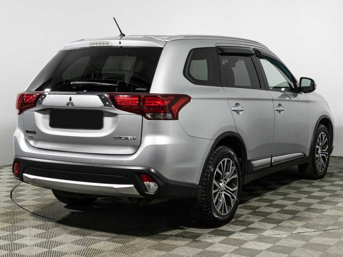 Mitsubishi Outlander б/у, 2016, Вариатор. Фото: #4