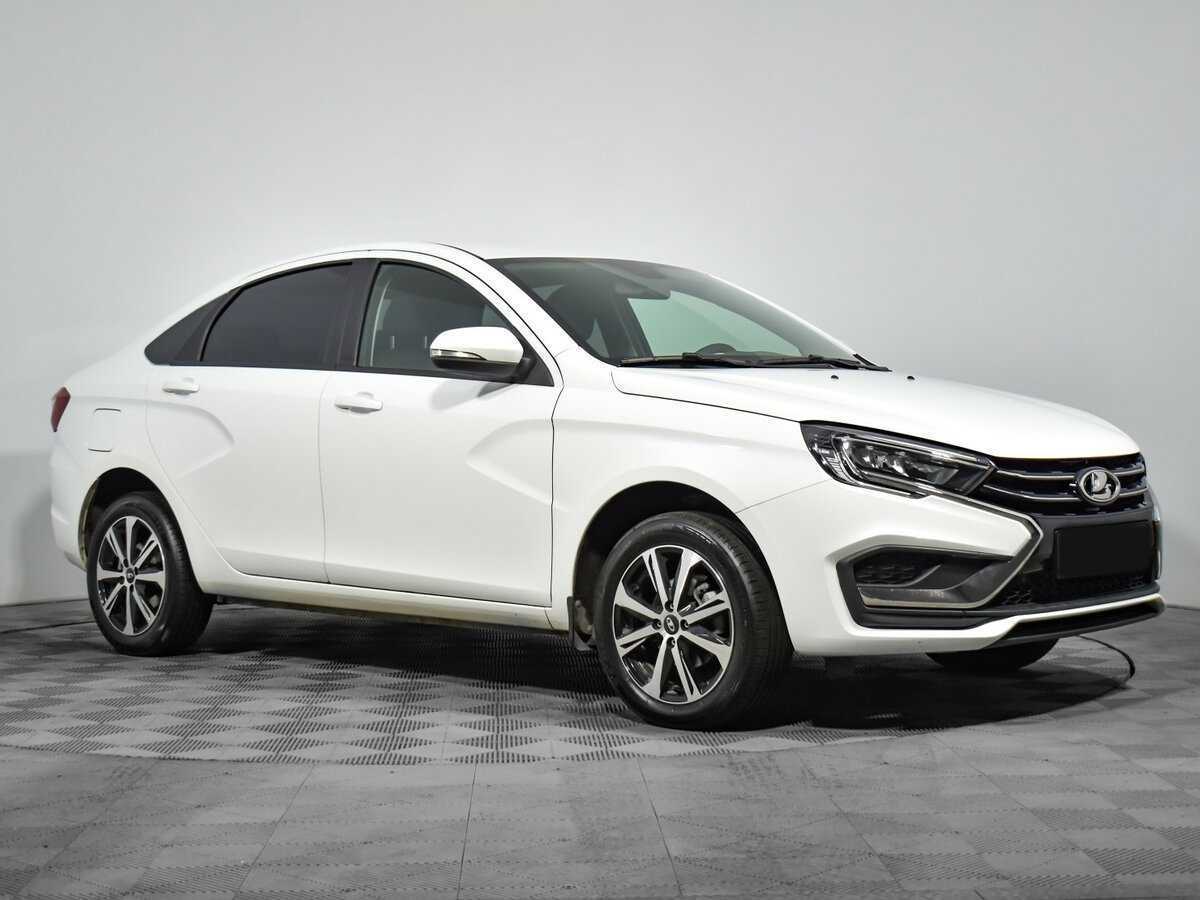 Лада (ВАЗ) Веста б/у, 2023, Механическая. Фото: #2