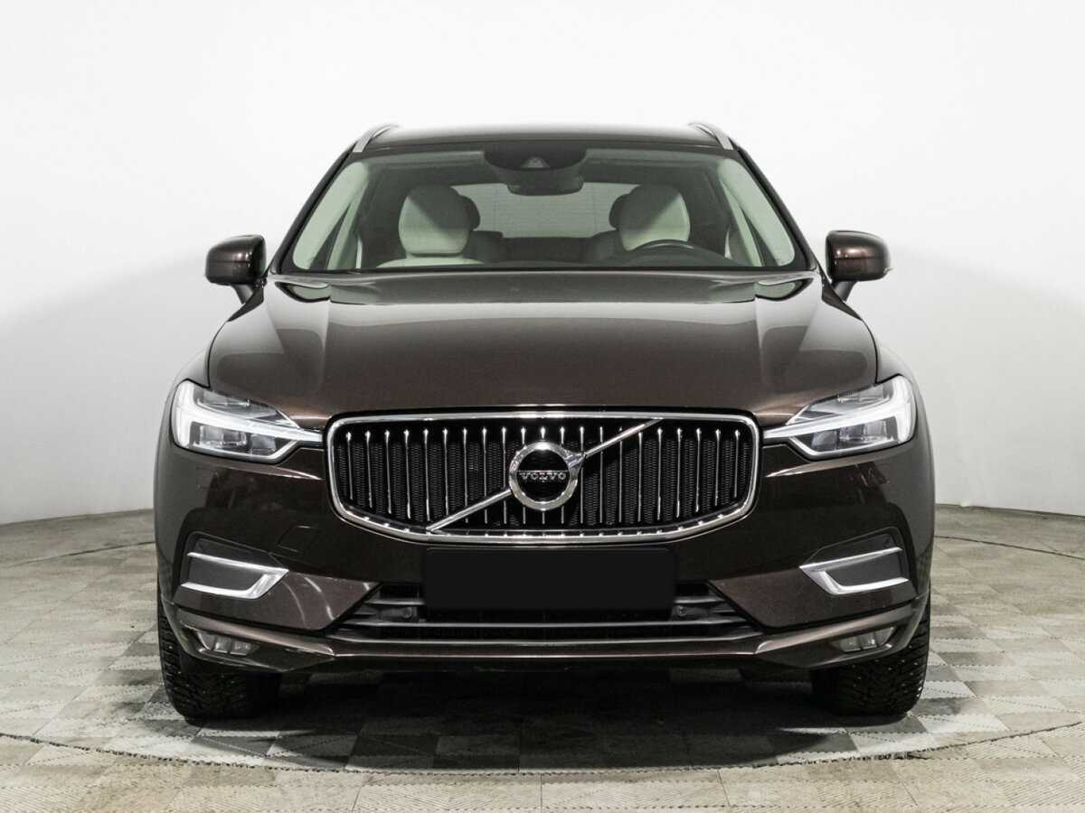 Volvo XC60 б/у, 2018, Автоматическая. Фото: #1