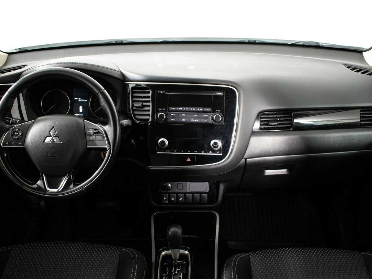 Mitsubishi Outlander б/у, 2020, Вариатор. Фото: #10