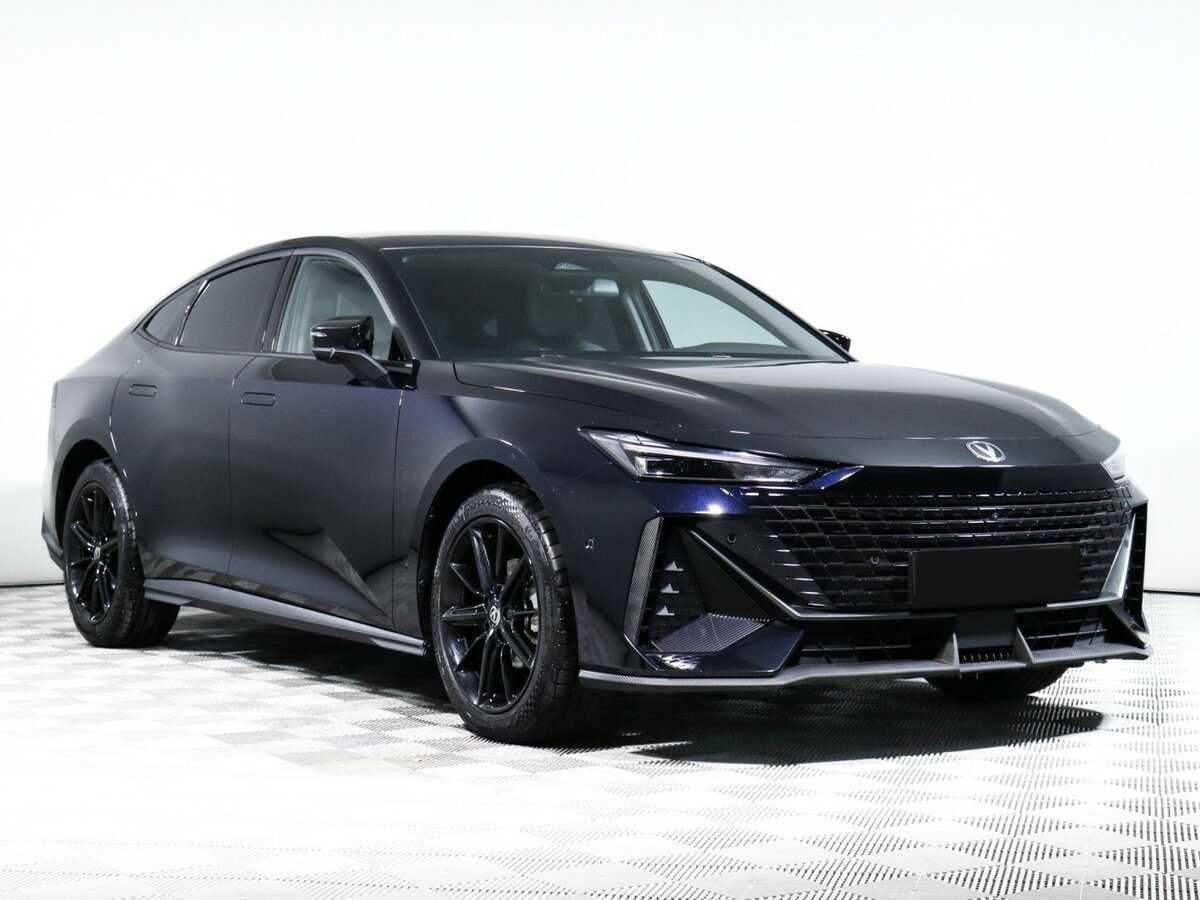 Changan UNI-V б/у, 2023, Роботизированная. Фото: #2