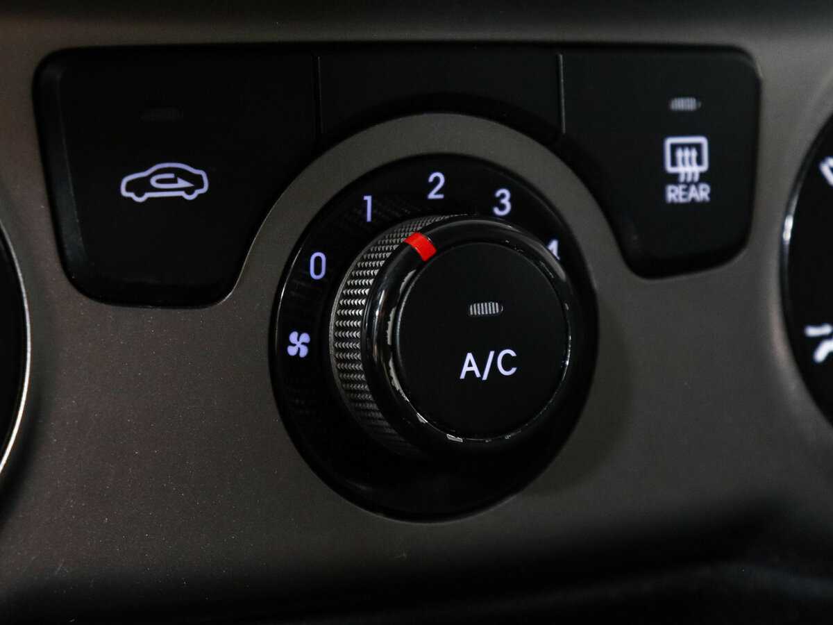 Хендай ай20 б/у, 2012, Автоматическая. Фото: #15