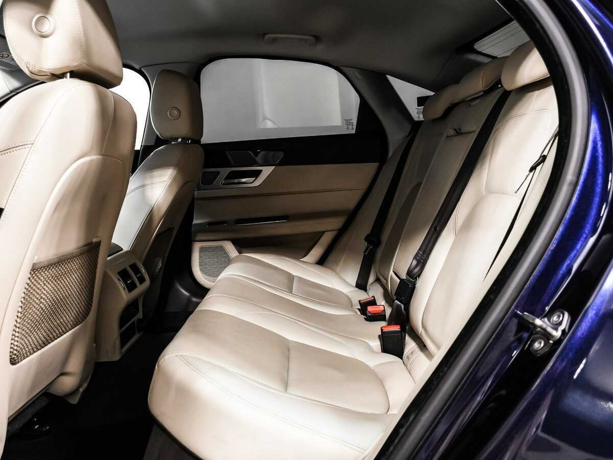 Jaguar XF б/у, 2016, Автоматическая. Фото: #12