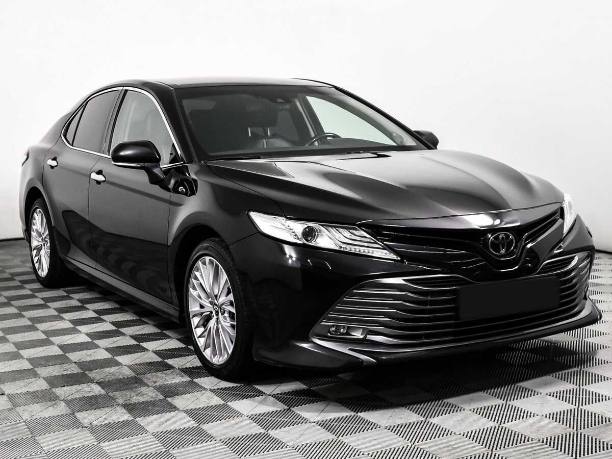 Toyota Camry б/у, 2018, Автоматическая. Фото: #2