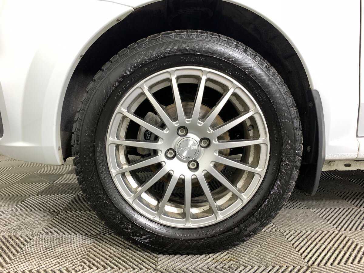 Lada (ВАЗ) Largus б/у, 2024, Механическая. Фото: #8