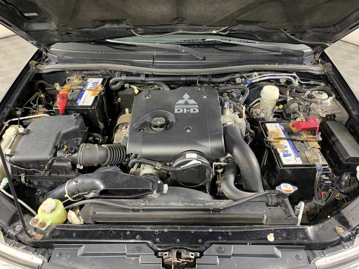 Mitsubishi Pajero Sport б/у, 2014, Механическая. Фото: #10