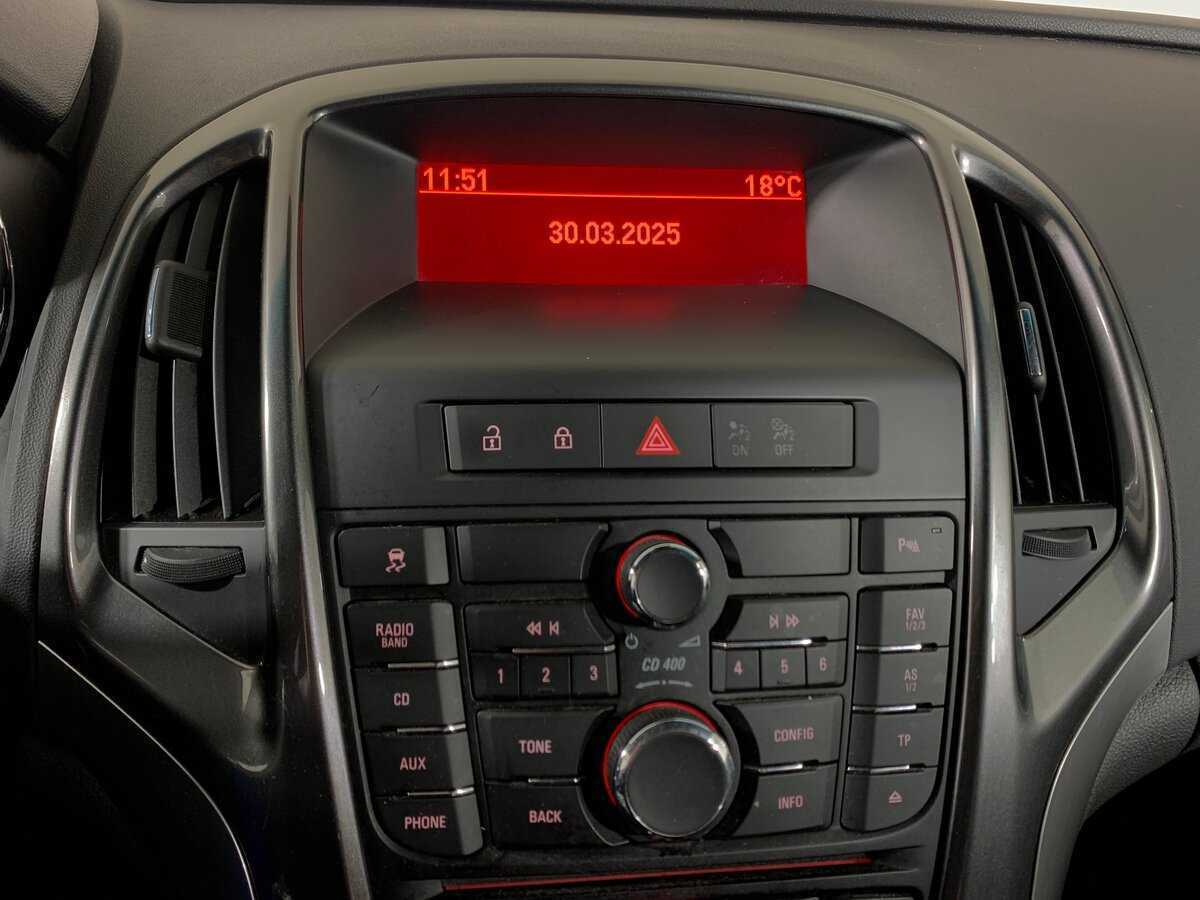 Opel Astra б/у, 2012, Механическая. Фото: #15