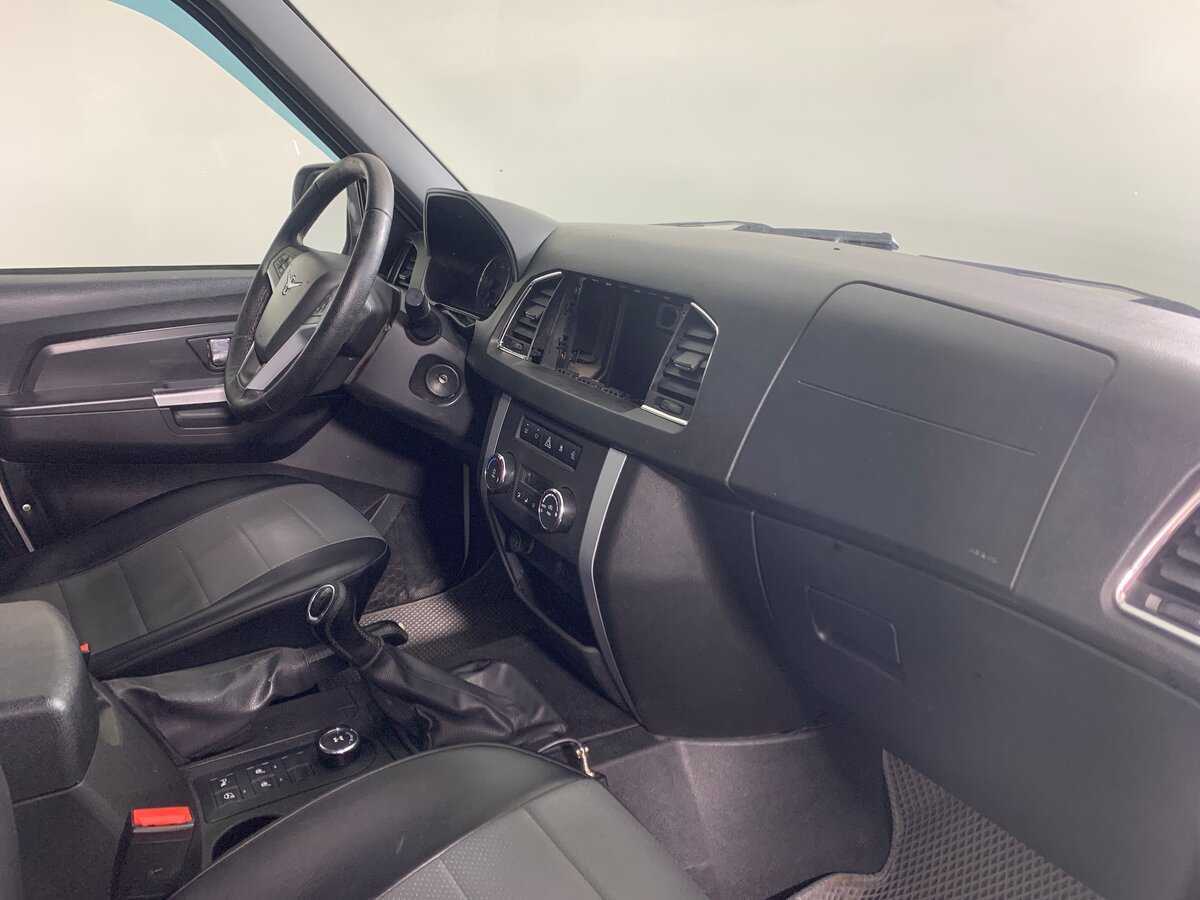 УАЗ Patriot б/у, 2017, Механическая. Фото: #13