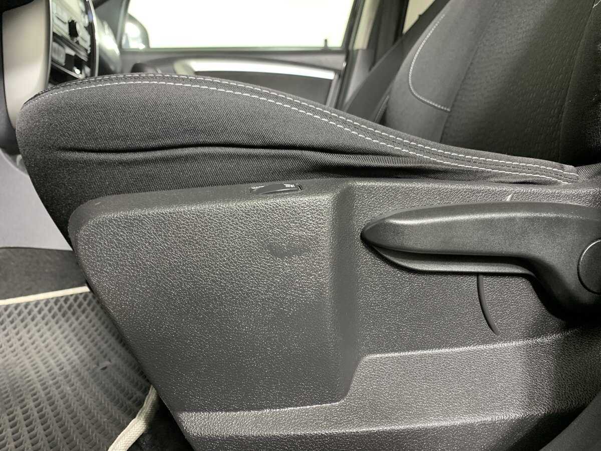 Nissan Terrano б/у, 2017, Автоматическая. Фото: #16