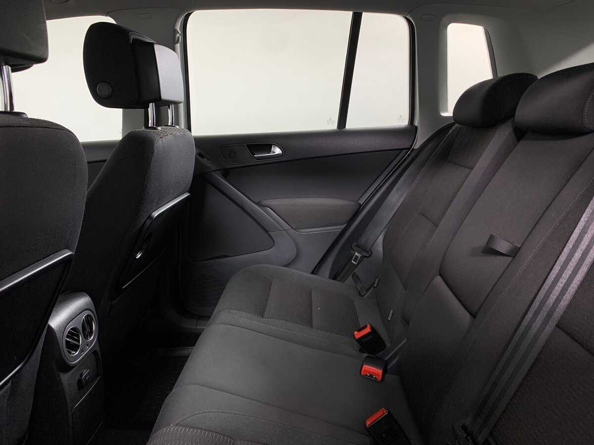 Volkswagen Tiguan б/у, 2015, Автоматическая. Фото: #18