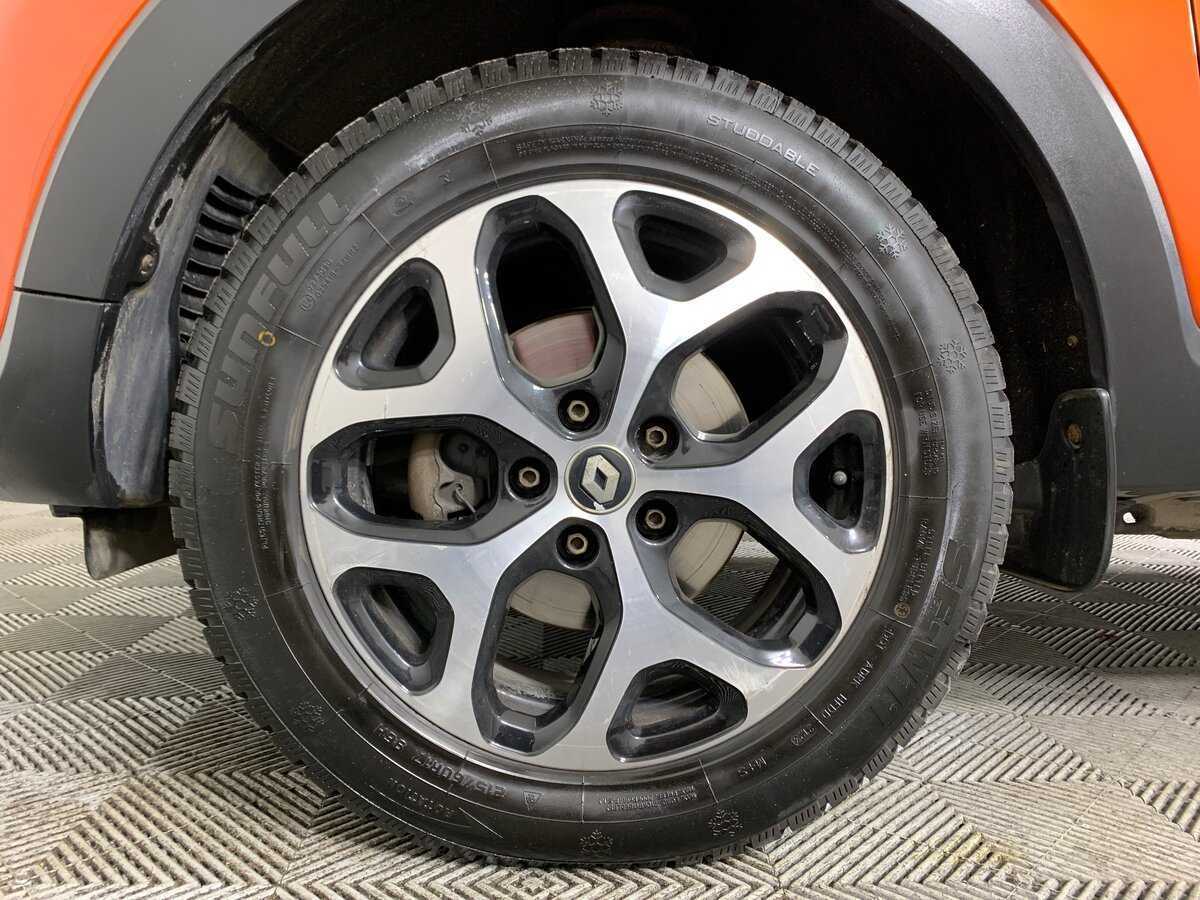 Renault Kaptur б/у, 2016, Автоматическая. Фото: #8