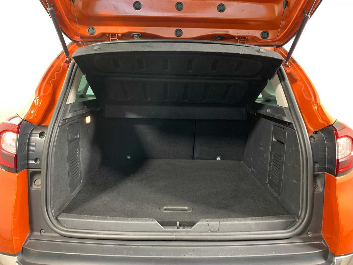 Renault Kaptur б/у, 2016, Автоматическая. Фото: #19