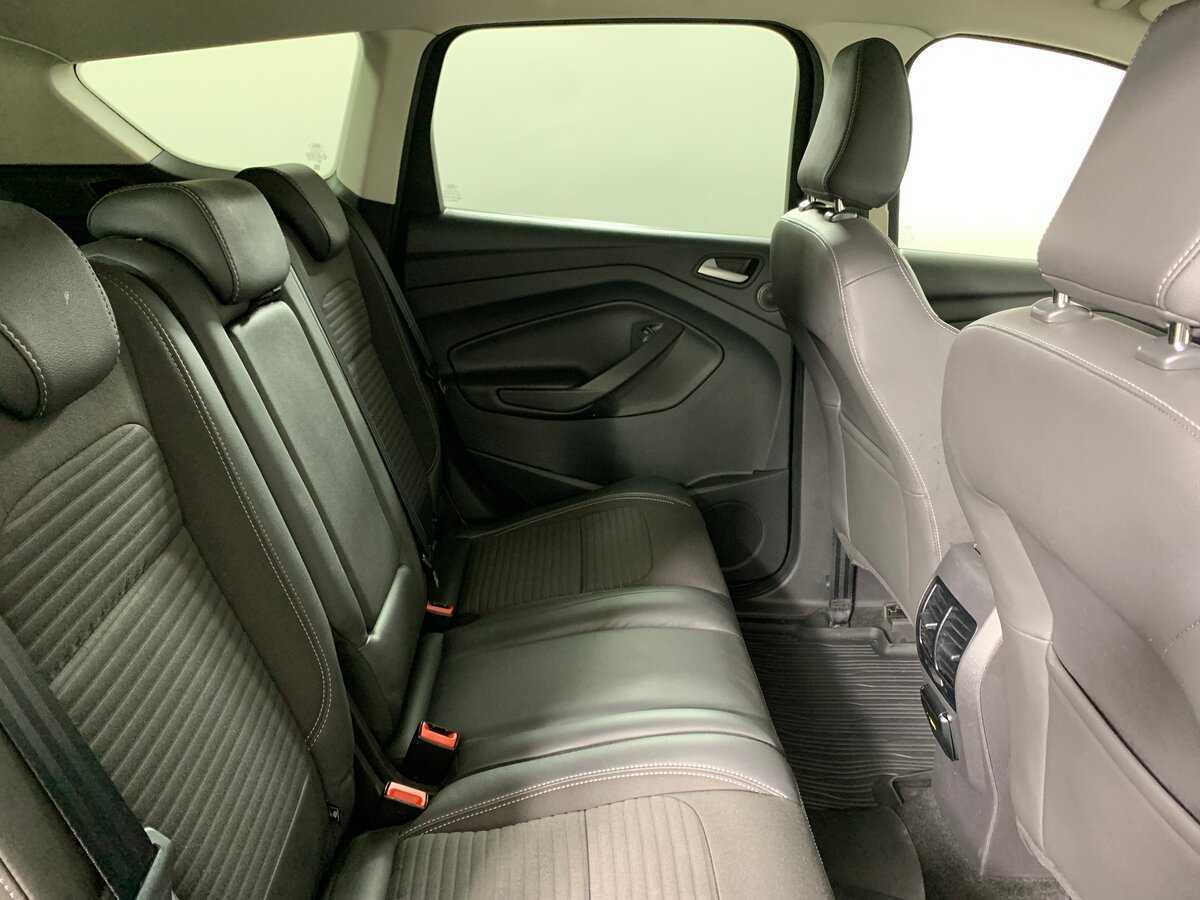 Ford Kuga б/у, 2017, Автоматическая. Фото: #17