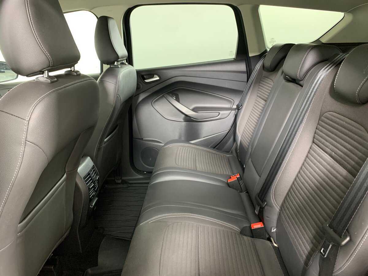 Ford Kuga б/у, 2017, Автоматическая. Фото: #18