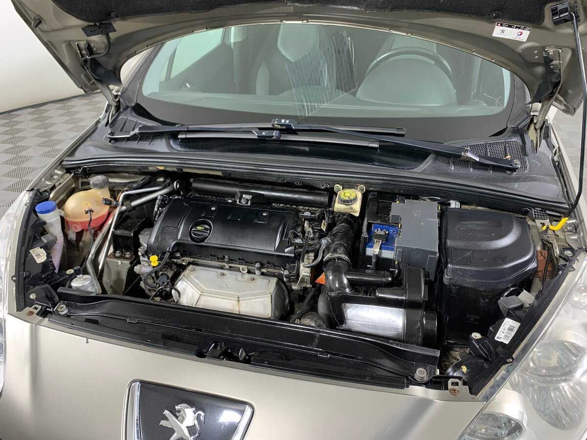 Peugeot 308 б/у, 2012, Автоматическая. Фото: #10