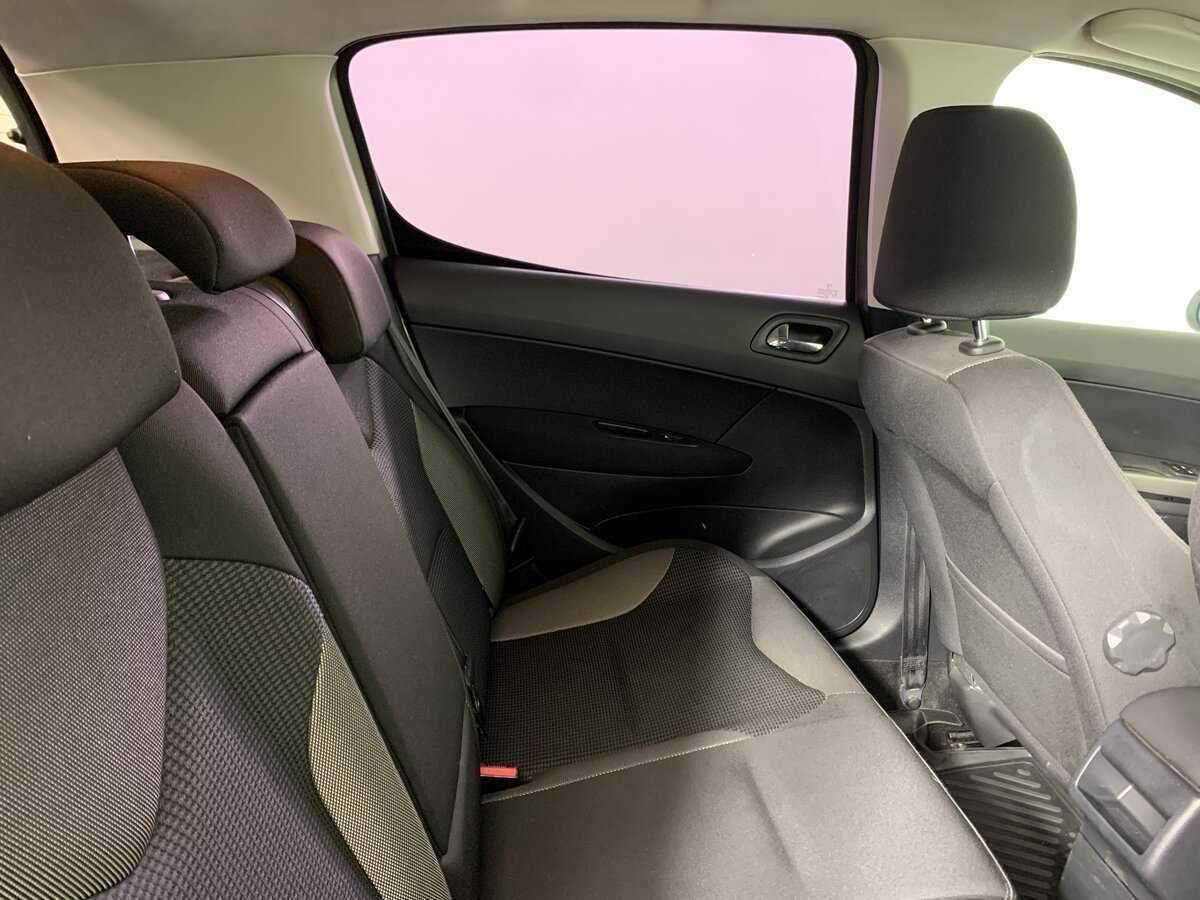 Peugeot 308 б/у, 2012, Автоматическая. Фото: #17