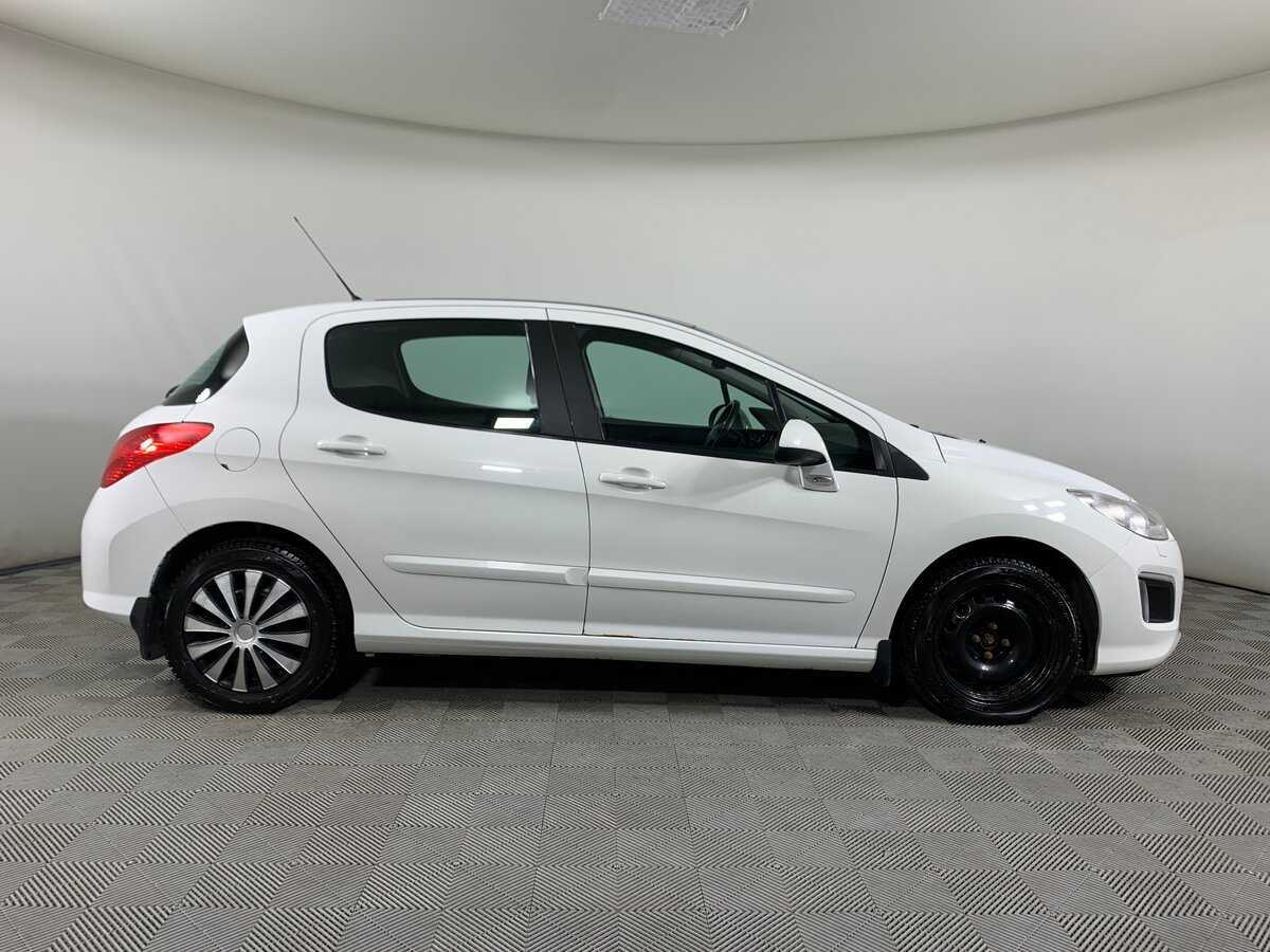 Peugeot 308 б/у, 2012, Автоматическая. Фото: #3