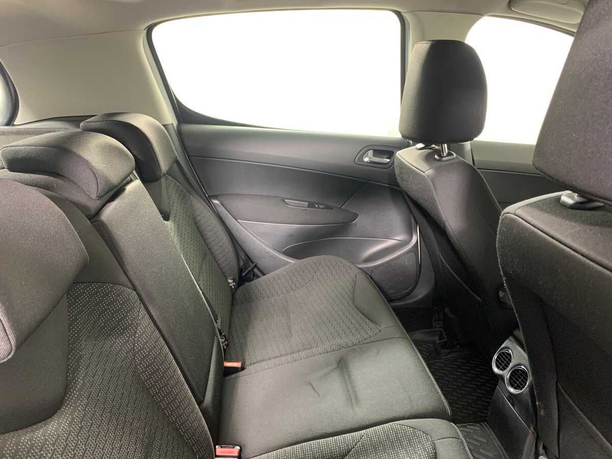 Peugeot 308 б/у, 2012, Автоматическая. Фото: #17