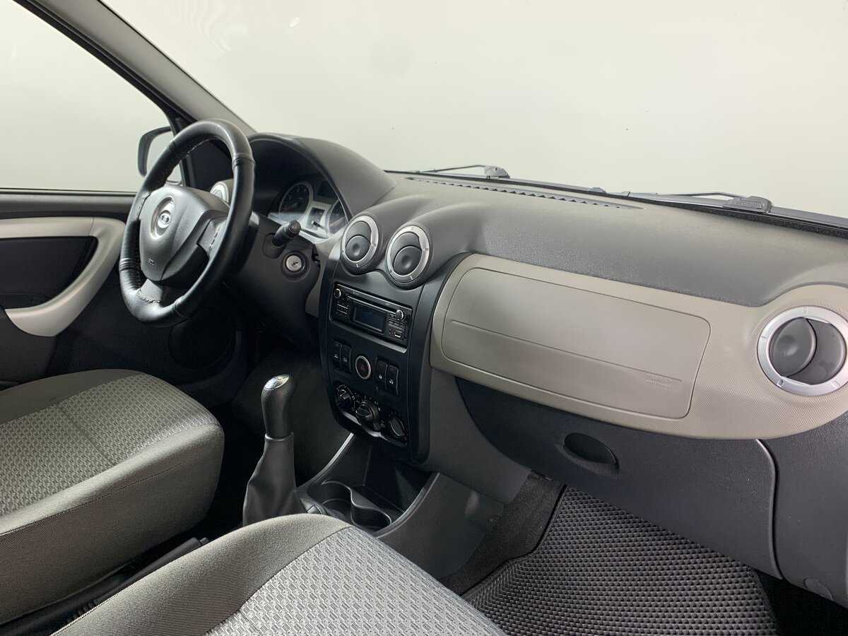 Lada (ВАЗ) Largus б/у, 2015, Механическая. Фото: #13