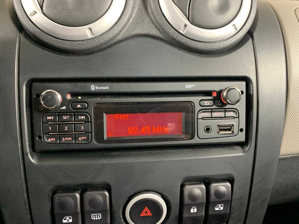 Lada (ВАЗ) Largus б/у, 2015, Механическая. Фото: #15