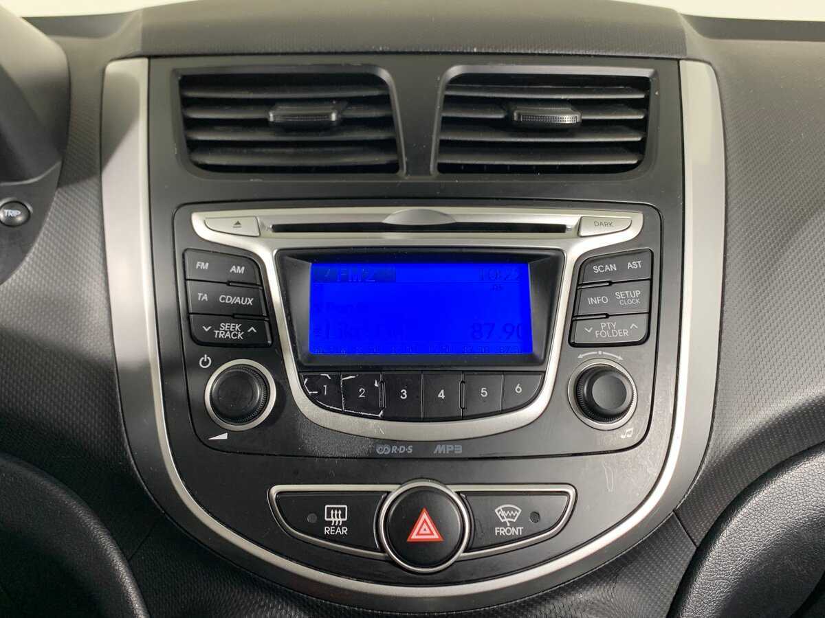 Hyundai Solaris б/у, 2013, Автоматическая. Фото: #14