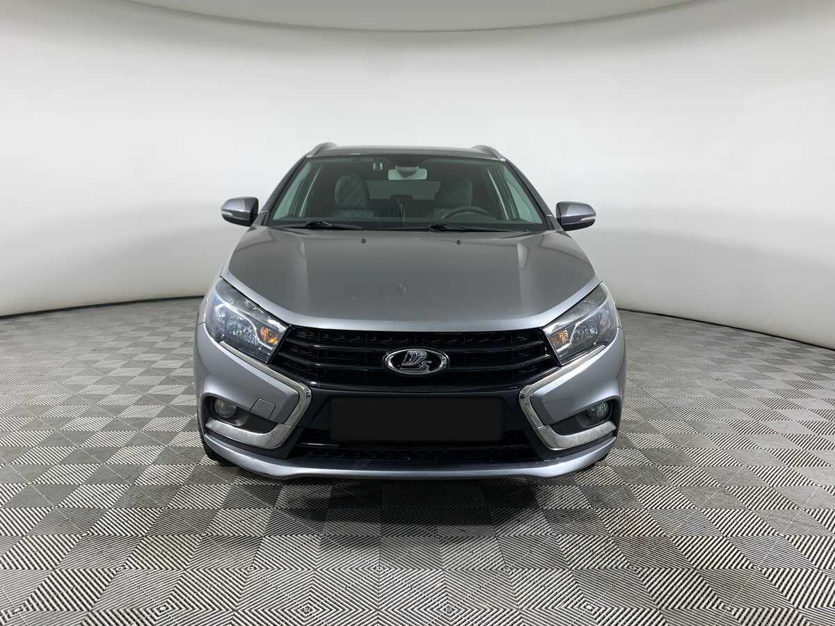 Lada (ВАЗ) Vesta б/у, 2018, Механическая. Фото: #1