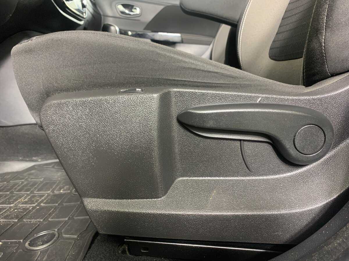 Renault Kaptur б/у, 2019, Автоматическая. Фото: #16