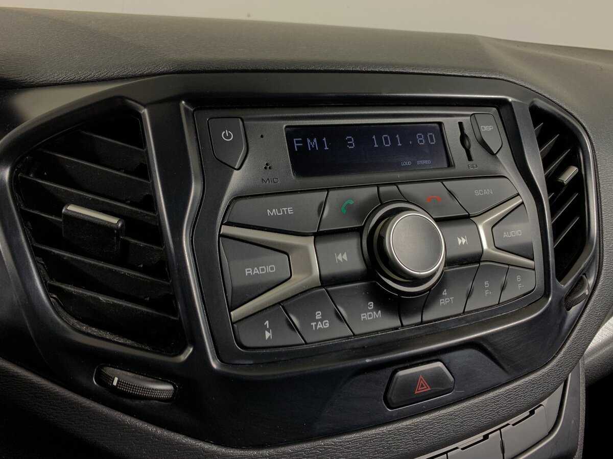 Lada (ВАЗ) Vesta б/у, 2021, Механическая. Фото: #15