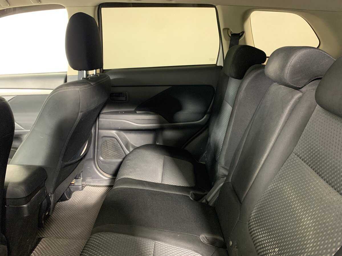 Mitsubishi Outlander б/у, 2017, Вариатор. Фото: #18
