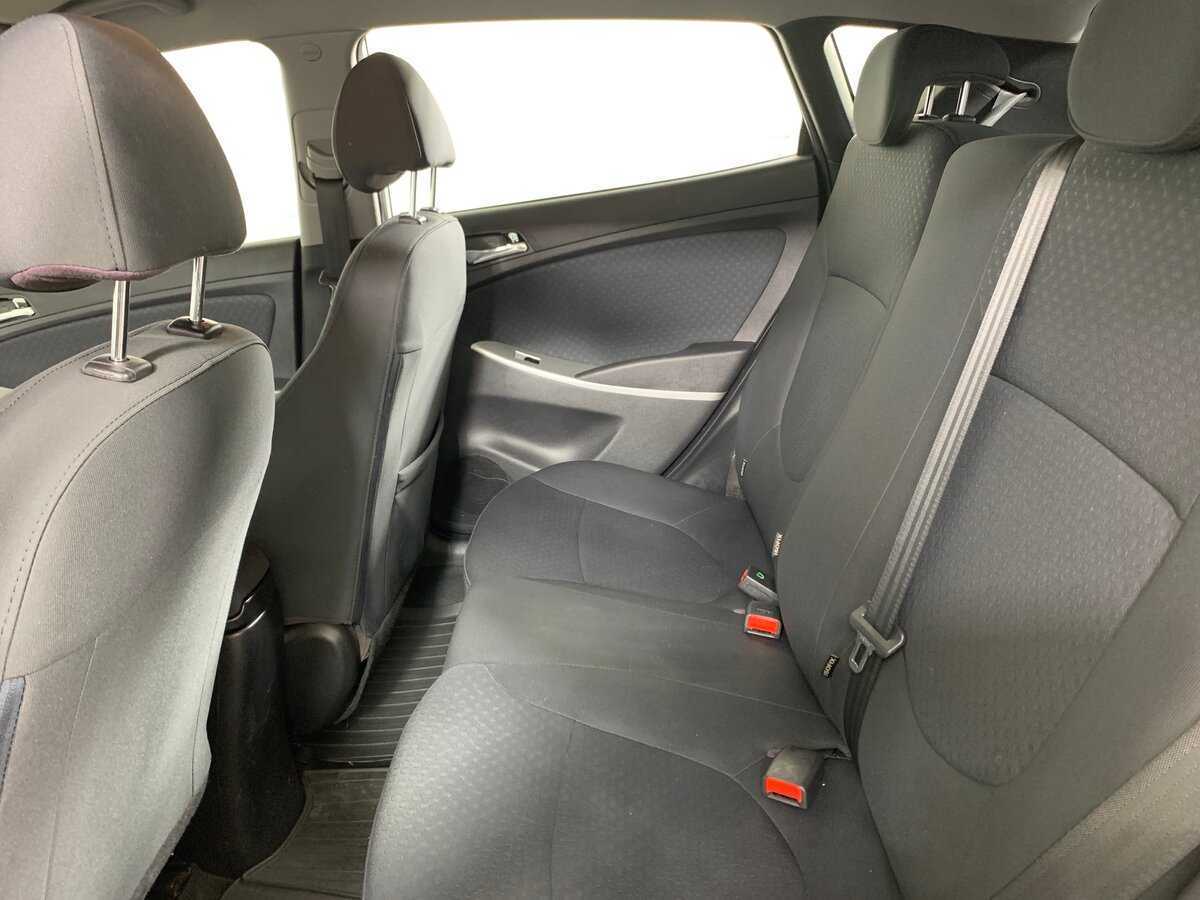 Hyundai Solaris б/у, 2012, Автоматическая. Фото: #18