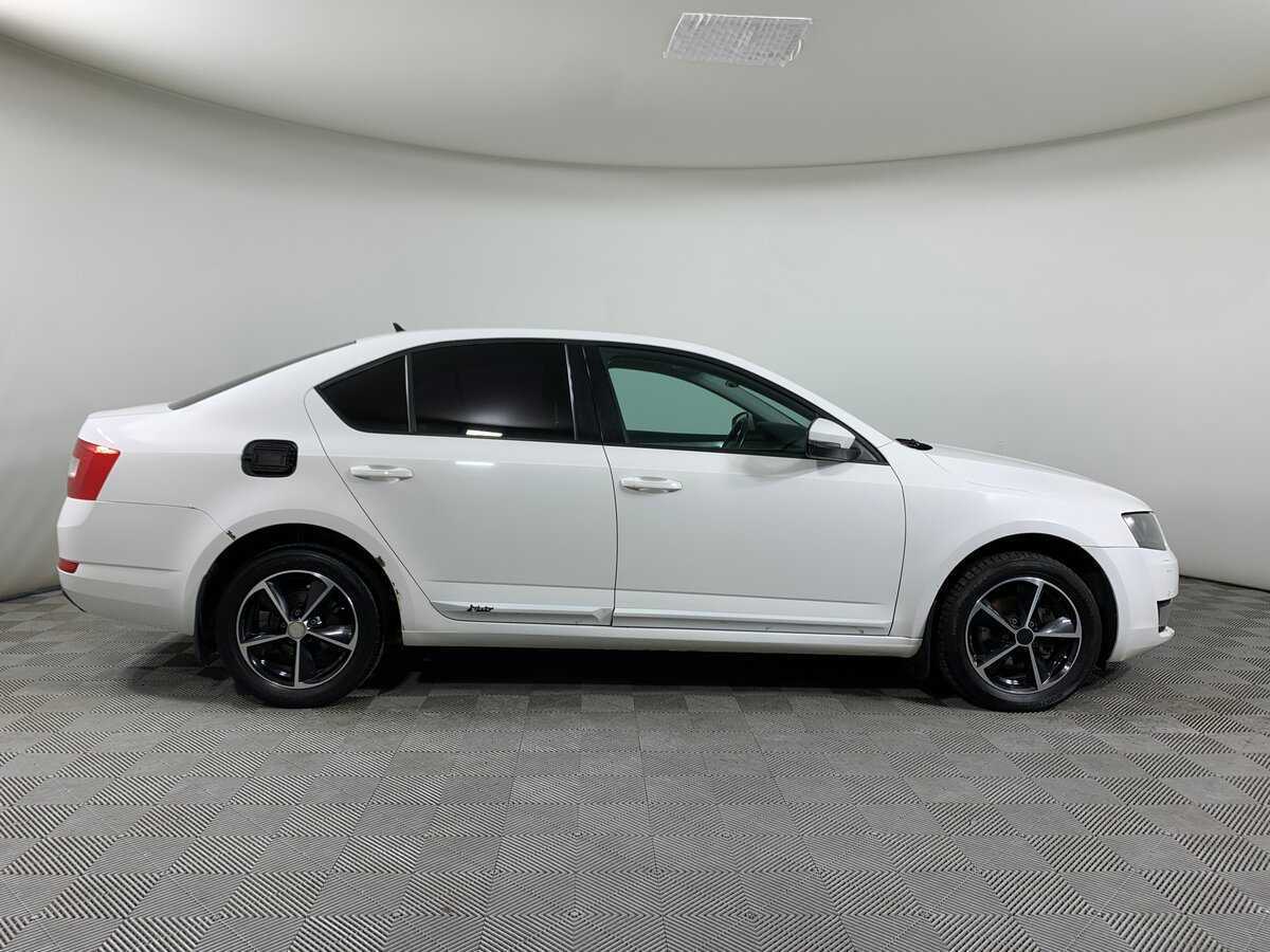 Skoda Octavia б/у, 2015, Роботизированная. Фото: #3