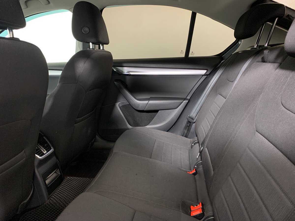 Skoda Octavia б/у, 2017, Роботизированная. Фото: #18