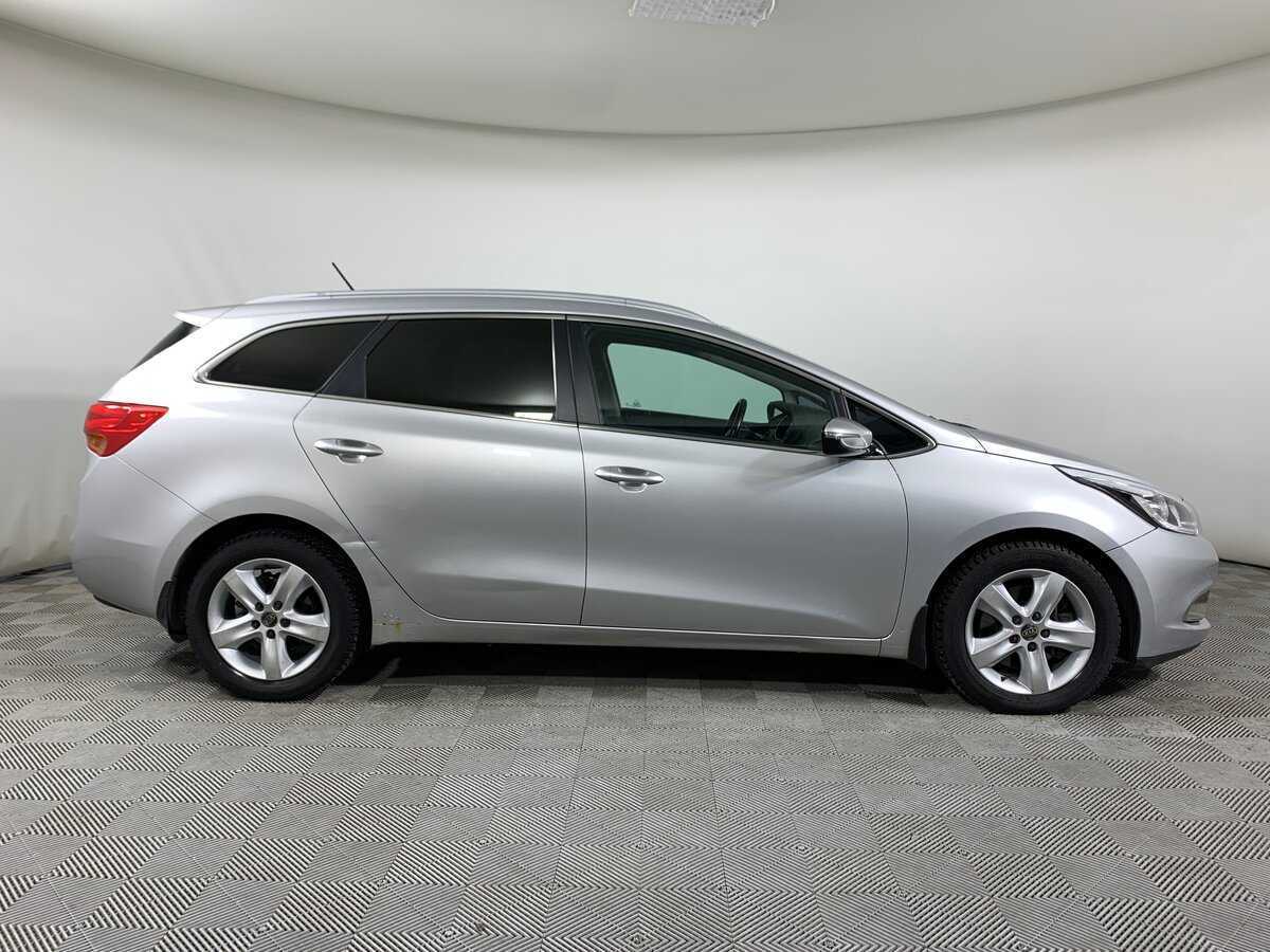 Kia Ceed б/у, 2013, Автоматическая. Фото: #3