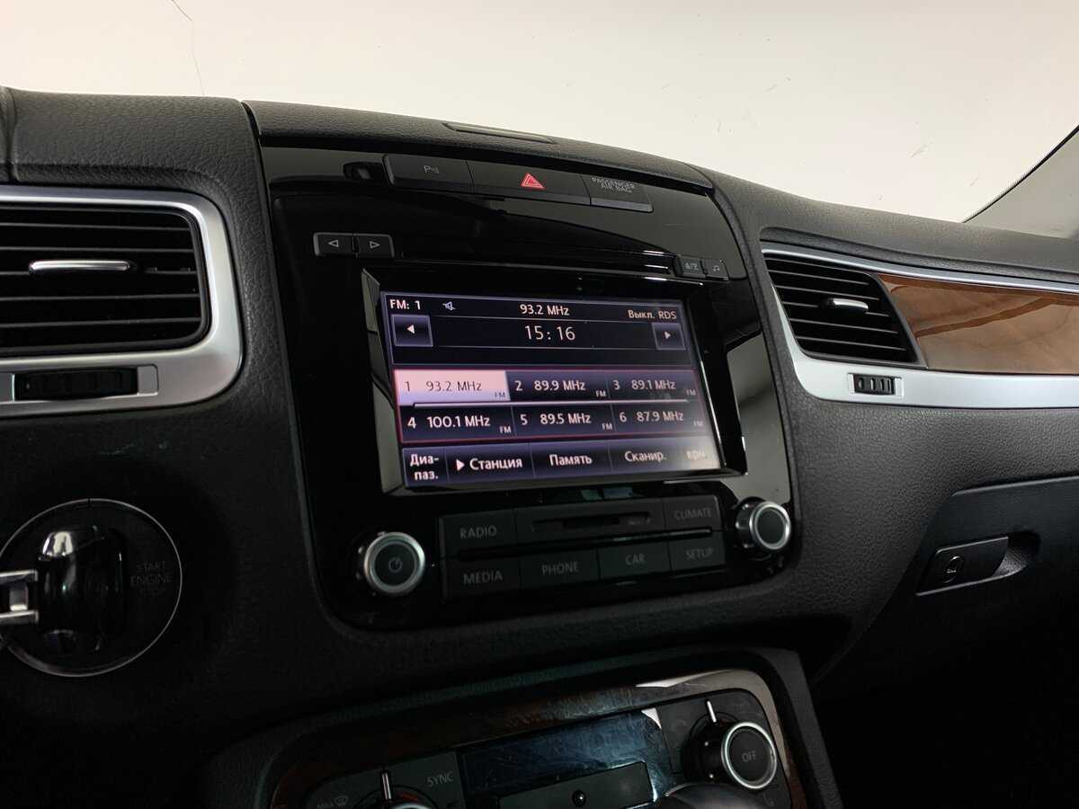 Volkswagen Touareg б/у, 2013, Автоматическая. Фото: #15